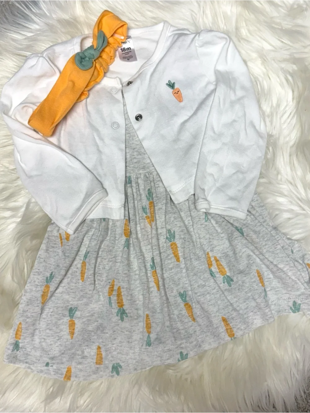Baby Girls White Cardigan & Gray Carrot-Print Dress Set